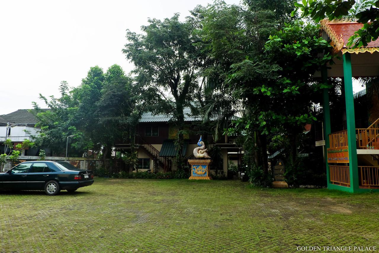 Golden Triangle Palace Chiang Rai Exterior photo