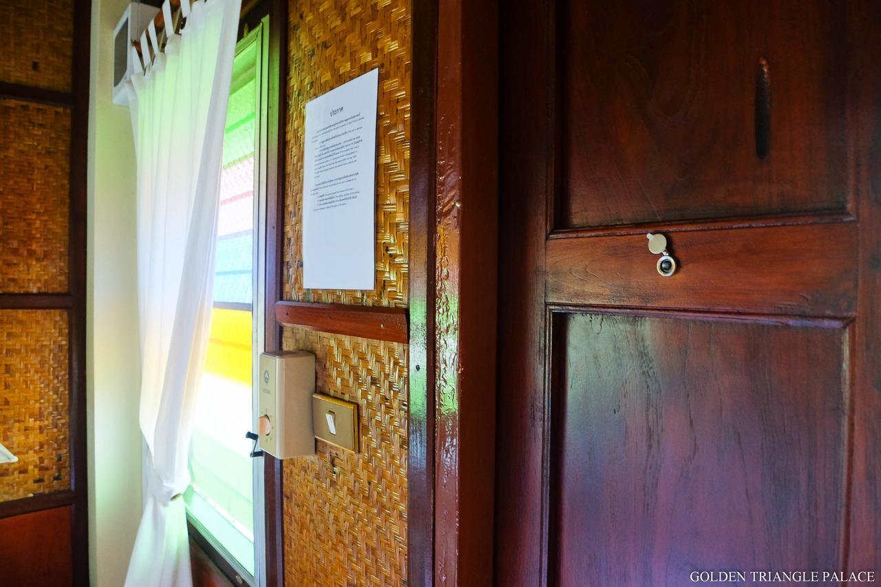 Golden Triangle Palace Chiang Rai Exterior photo