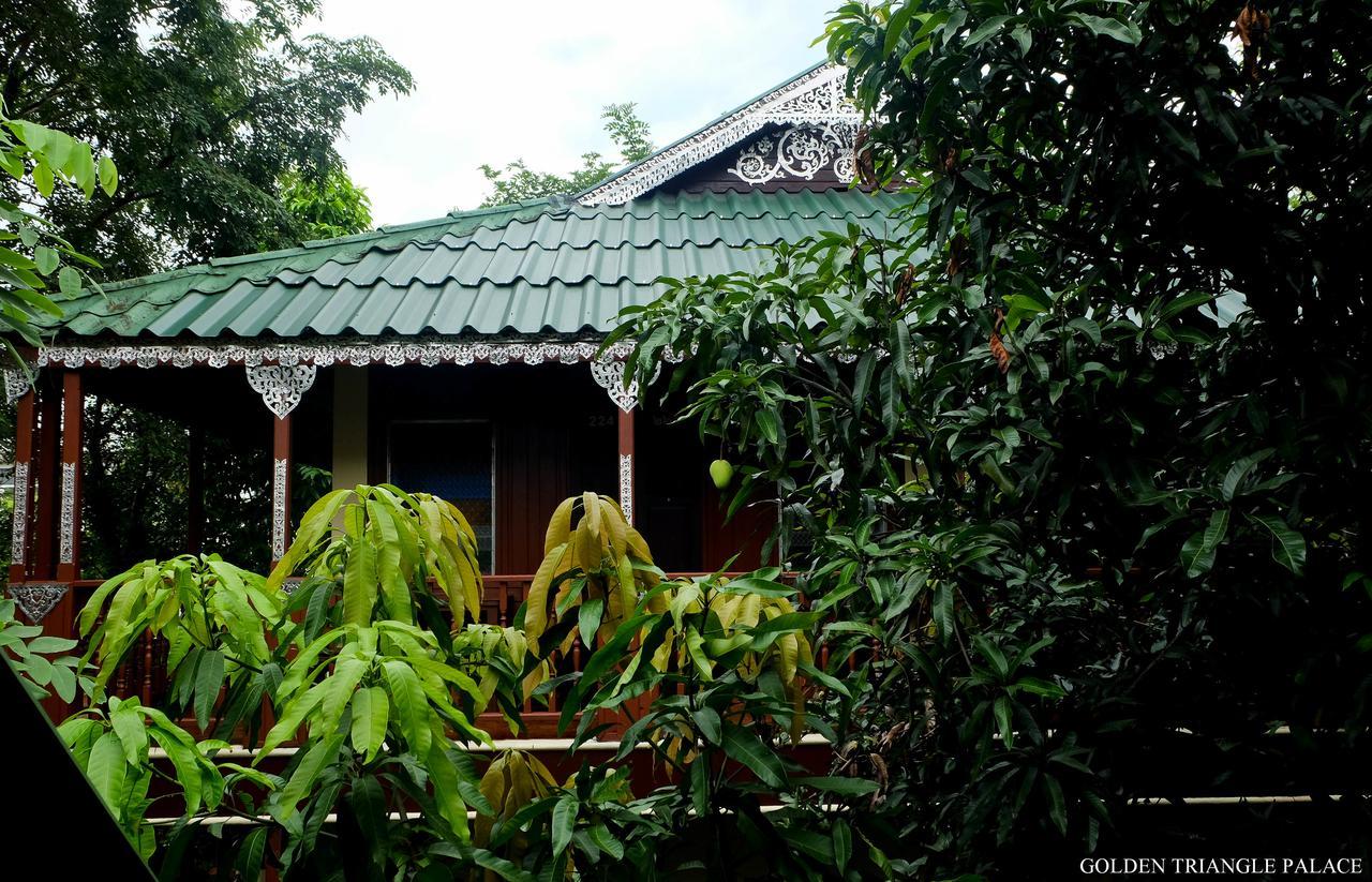 Golden Triangle Palace Chiang Rai Exterior photo