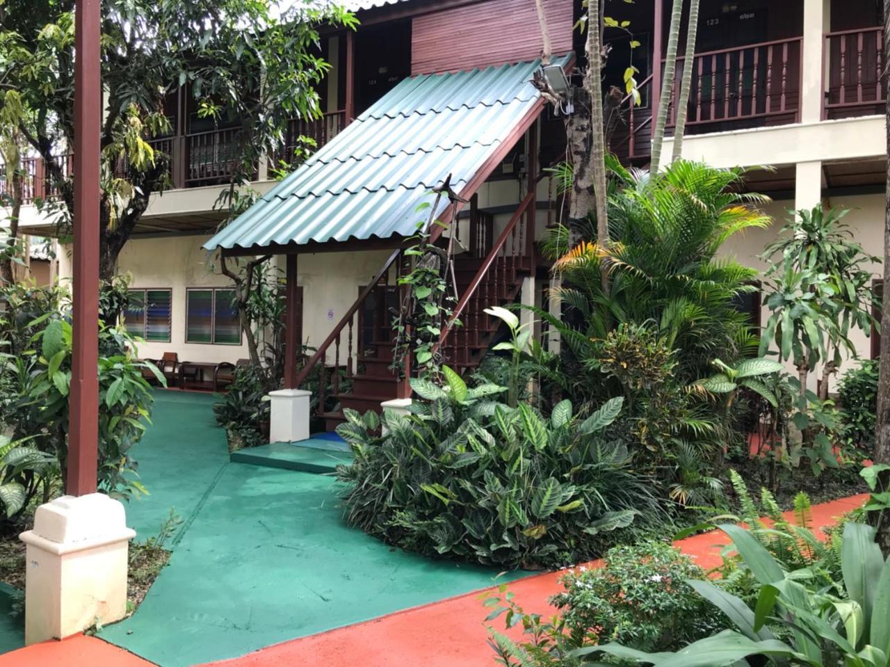 Golden Triangle Palace Chiang Rai Exterior photo